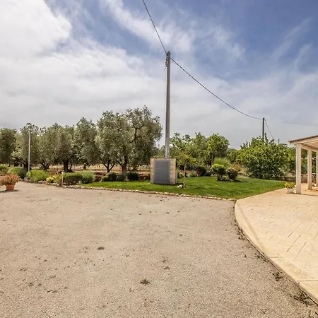 فيلة Tenuta Alima *